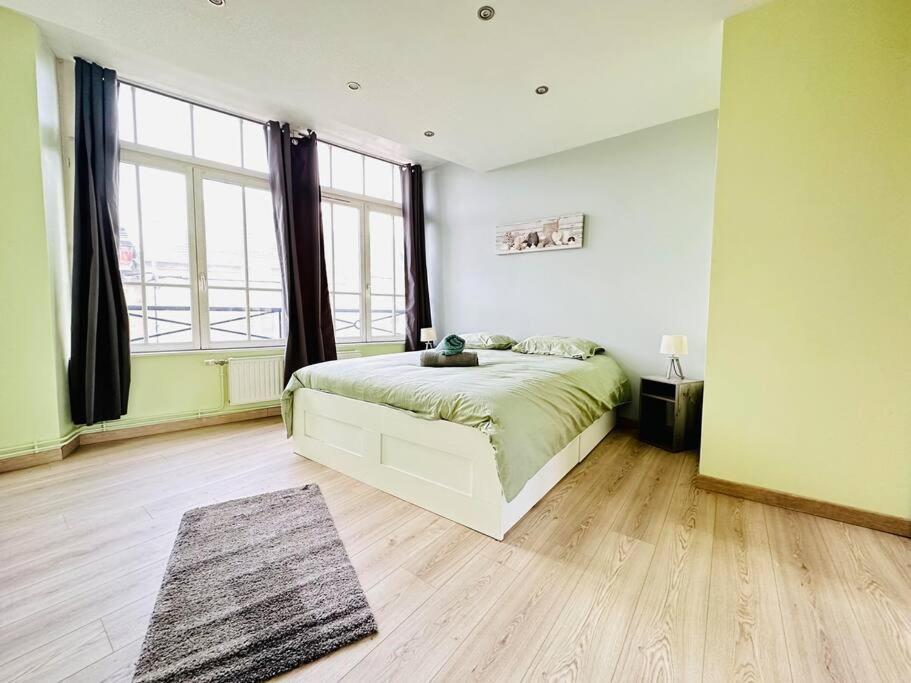 Au Coeur De Bruyeres Appartement Buitenkant foto
